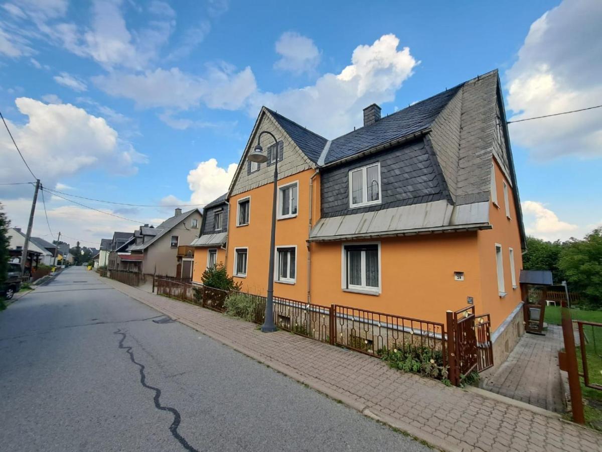 Ferienwohnung Boehmischerblick Barenstein Bagian luar foto